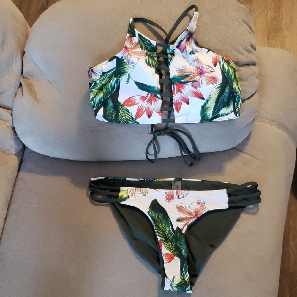 Tinibikini reversible tropical swimsuit